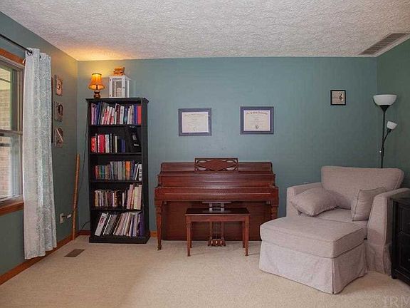 2nd image of 5411 Crestwood Dr