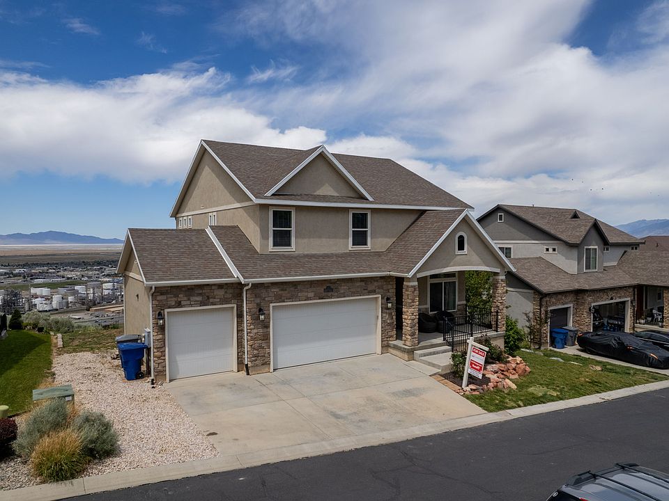 1st image of 452 S Sunset Ridge Dr