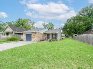 2517 N Amelia Ave, Gonzales, LA 70737