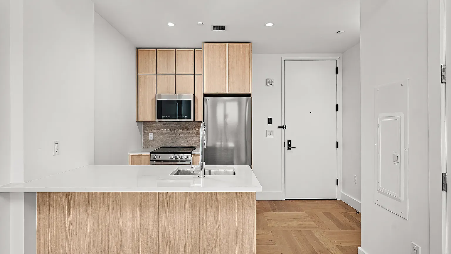 526 Baltic Street — Photo 3