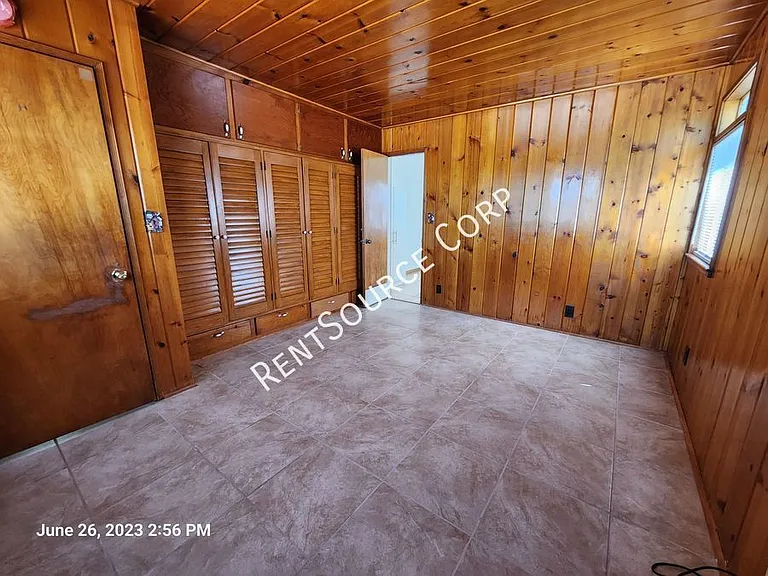 4842 W Avenue M4 — Photo 11