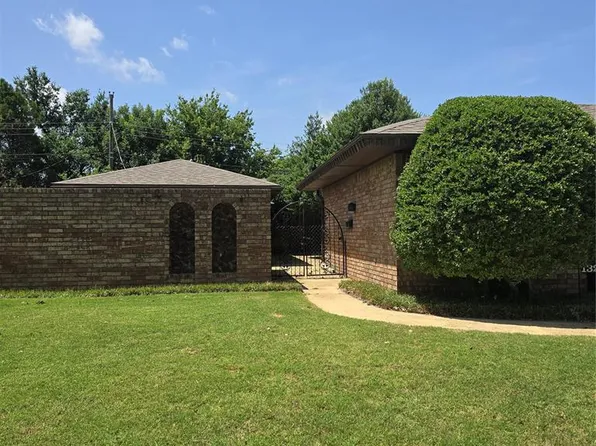1324 SW 72nd St, Oklahoma City, OK 73159