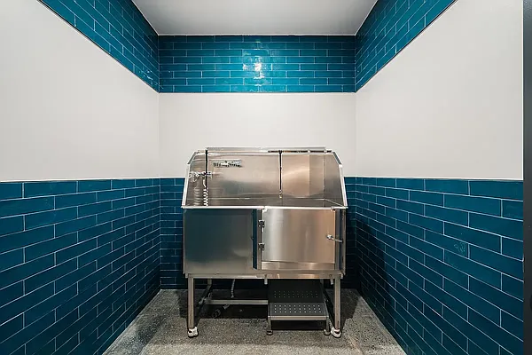 Rented by Nooklyn NYC LLC | media 27