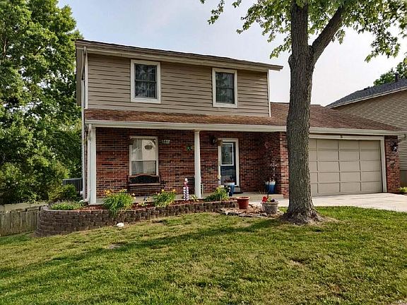 2nd image of 3010 Blue Mountain Dr