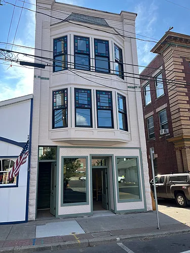 81 North Ave Photo 1