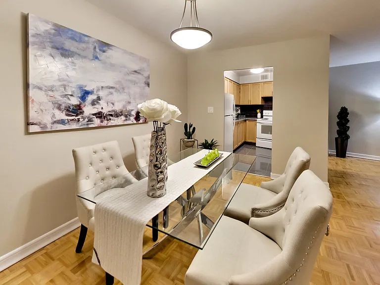 6000 Bathurst St — Photo 28