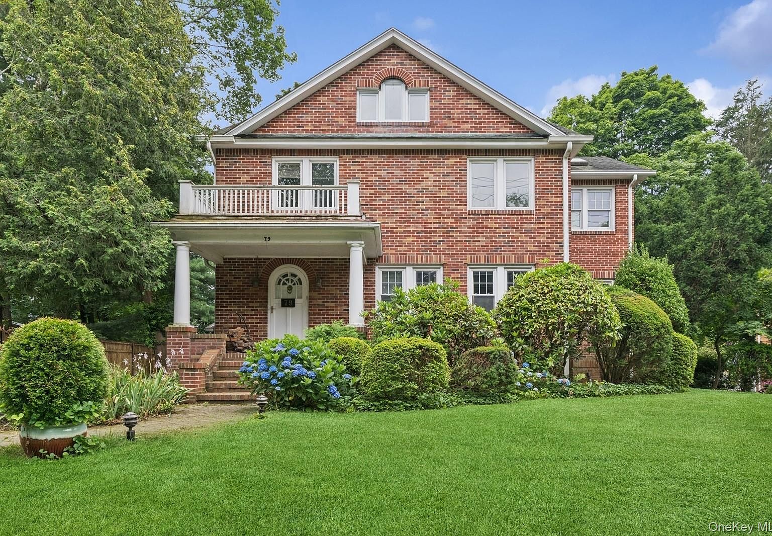 79 Red Ground Road, East Hills, NY 11577 | Zillow
