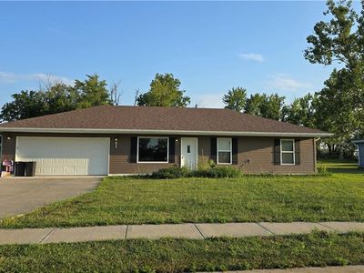 1401 W 4th St, Cameron, MO, 64429