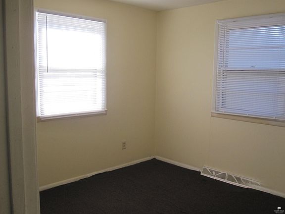 4th image of 2205 Northview Dr