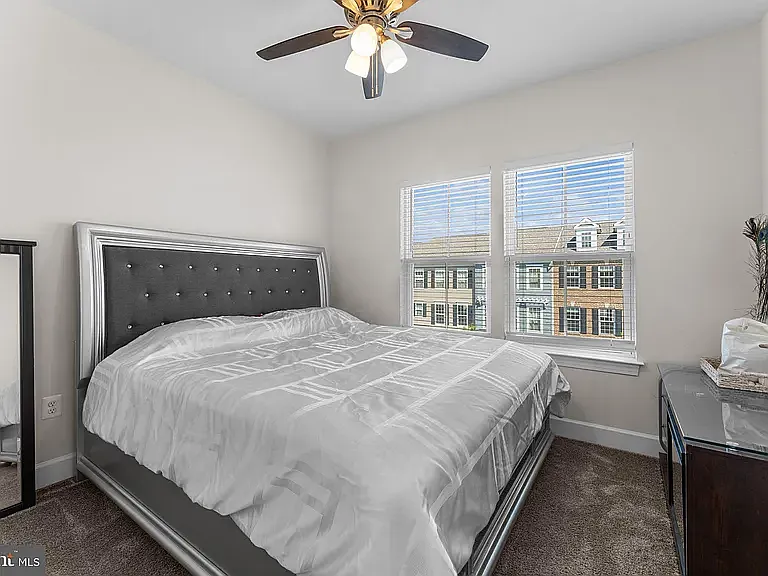 8773 Elsing Green Dr — Photo 9