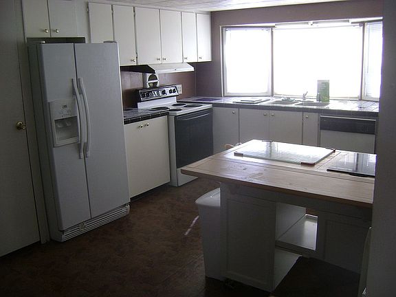 5th image of 2747 N Mesa Dr
