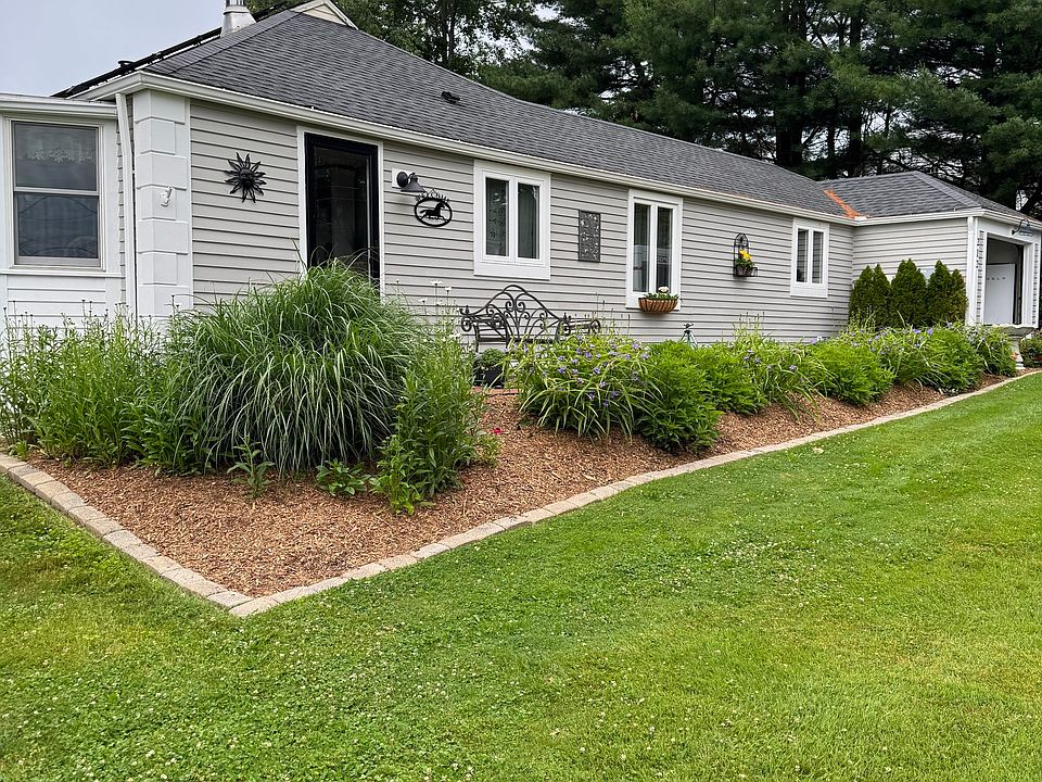 1st image of 212 Old South Road