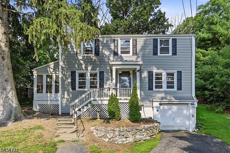 1st image of 36 Hillside Ave