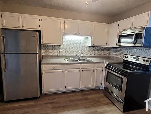2nd image of 4220 Craig Ave #C