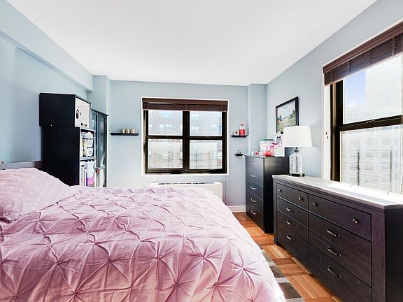 3rd image of 425 E 79th St APT 14F