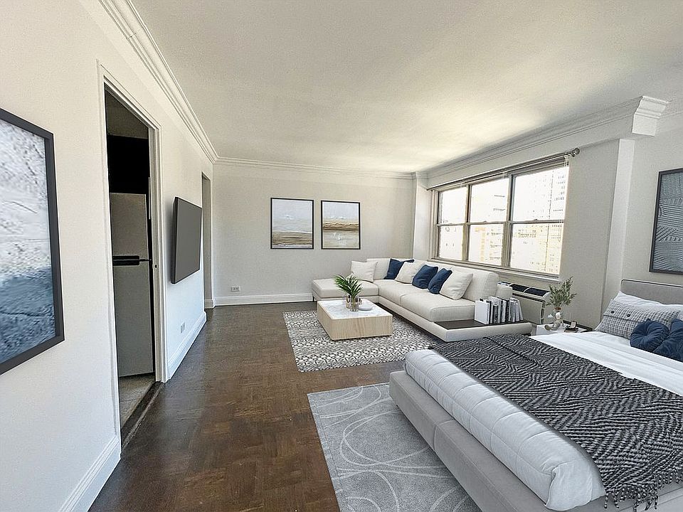 1st image of 300 E 71st St APT 17D