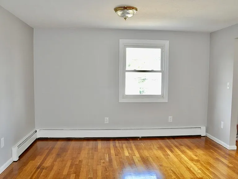133 Centre St #1 — Photo 2