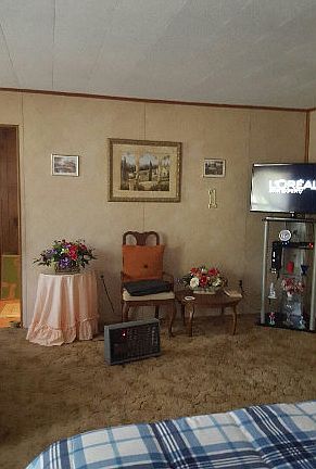 3rd image of 216 NW Samoset Gln