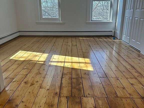 4th image of 35 Cambridge St