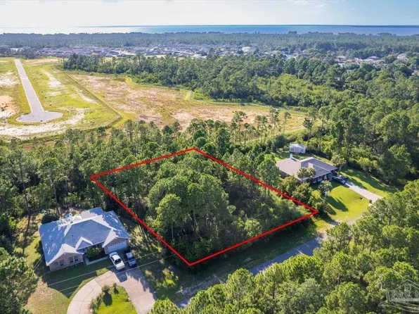 2339 Winfield Dr, Navarre, FL 32566