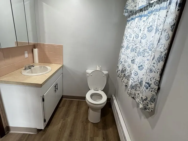 10 Ridge St — Photo 9