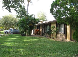 3232 Pine Tree Dr, Edgewater, FL 32141