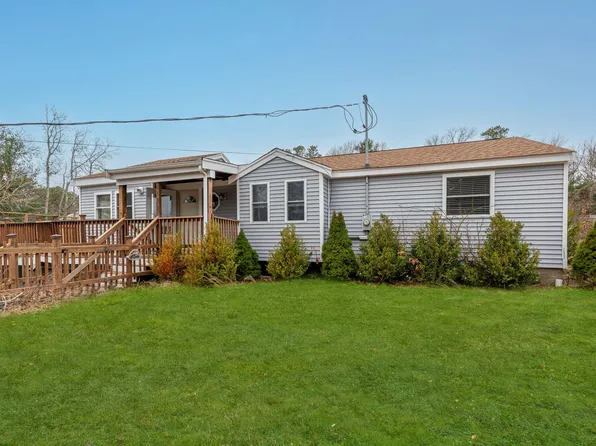 8 Sandpiper Lane, Plymouth, MA 02360