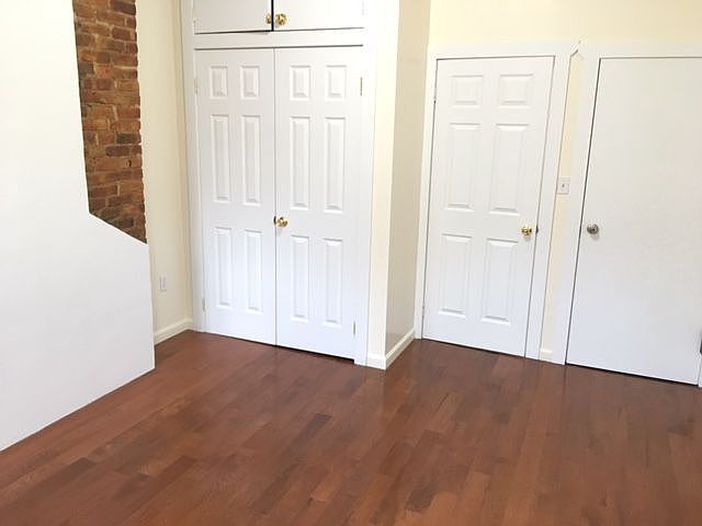 1st image of 219 Manhattan Ave APT 2R
