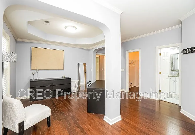 1202 Grove Park Dr — Photo 12