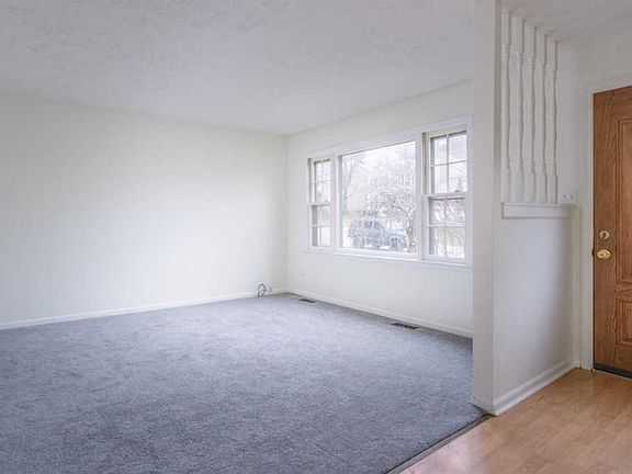 3rd image of 3808 Hidden Springs Dr
