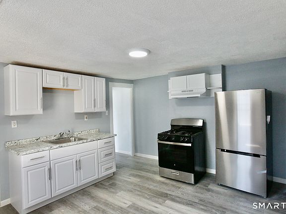 5th image of 39-45 Harral Avenue