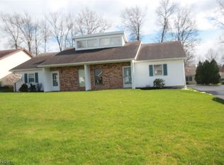 5512 Callaway Cir, Youngstown, OH 44515