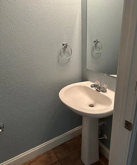 1316 Beechwood Dr — Photo 11