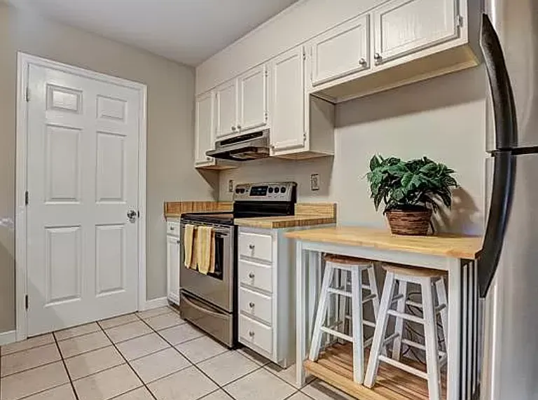 4607 Kellywood Dr — Photo 8