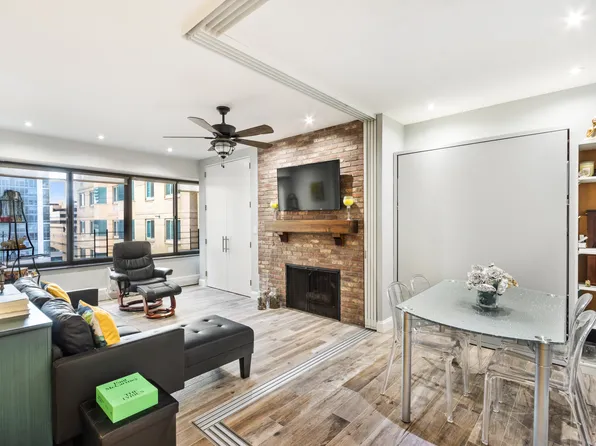 529 West 42nd Street image 2 of 6