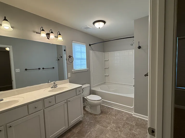 1020 Neeleys Bnd — Photo 8