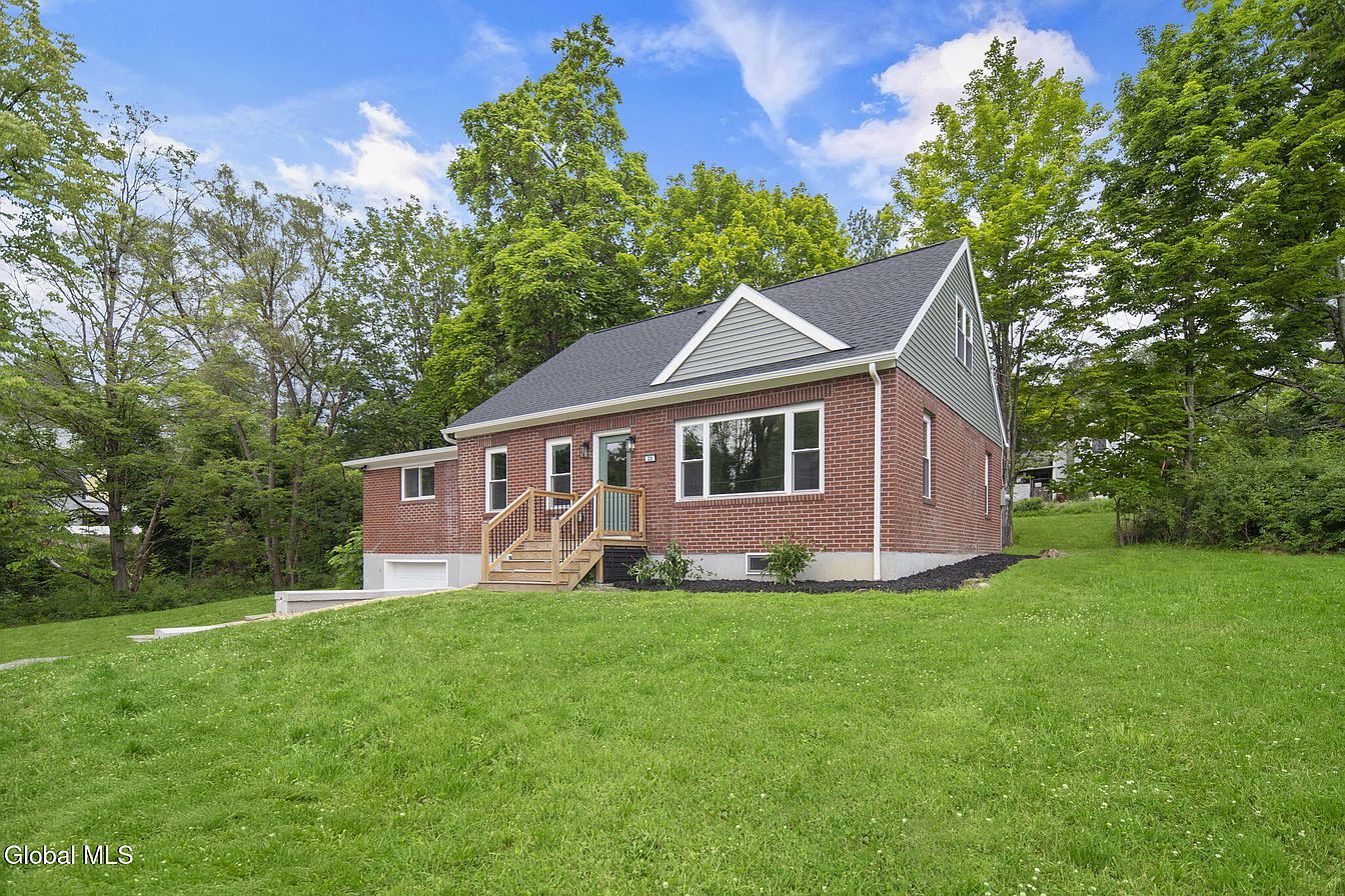 1st image of 23 Cummings Street