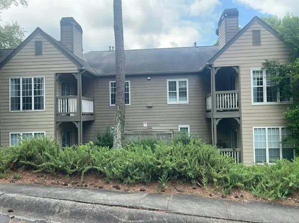 706 Mill Pond Dr SE, Smyrna, GA 30082
