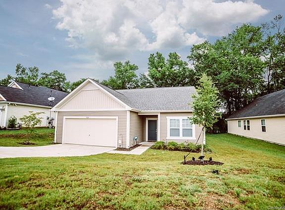 2nd image of 824 Dantzler Ct