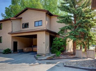 200 Three Sisters Dr #105, Canmore, AB T1W 2M1