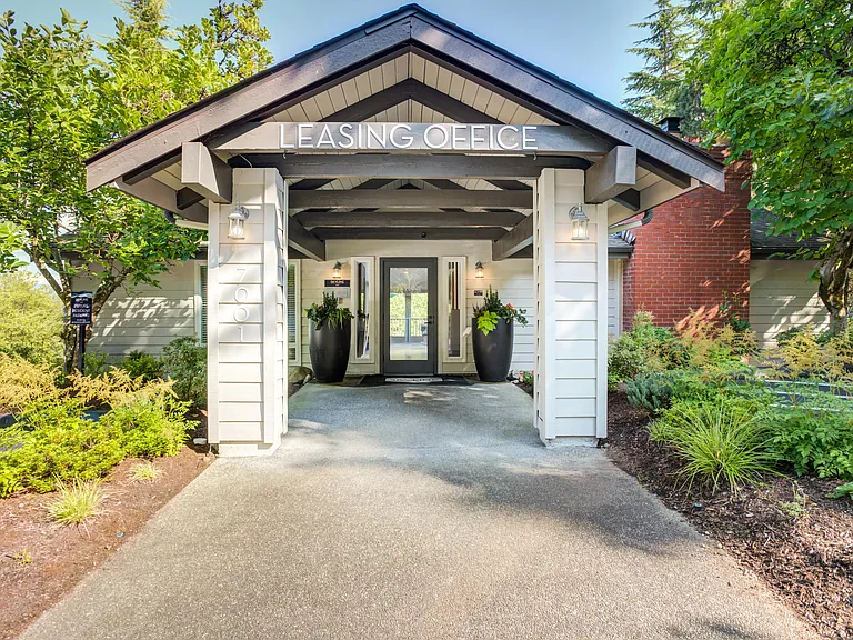 Skyline Redmond — Photo 12