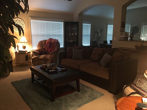 2nd image of 615 Glenmede Ln