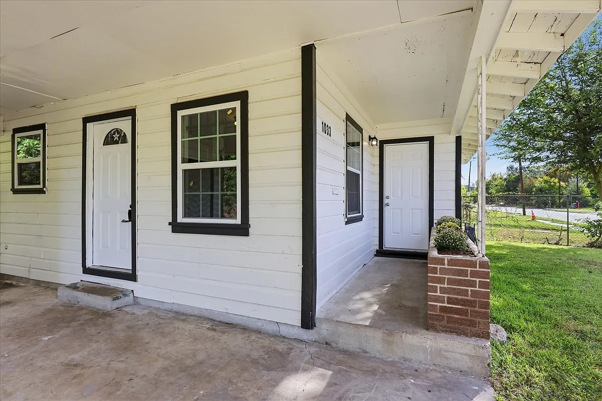 3 bed, 1149 sqft, $1,600 — Photo 4