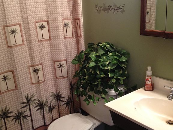 Newly remodeled main bath