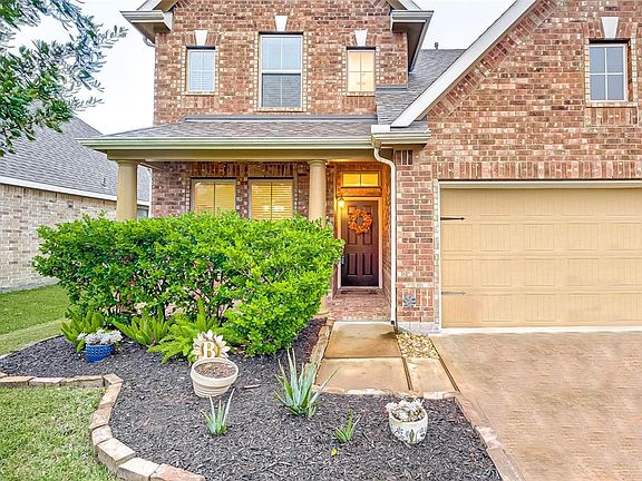 2nd image of 20159 Emerald Mountain Dr