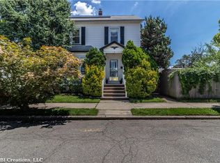 9 Hermann Ave, Carteret, NJ 07008