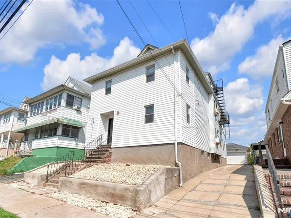 135 23rd Ave, Paterson, NJ 07513