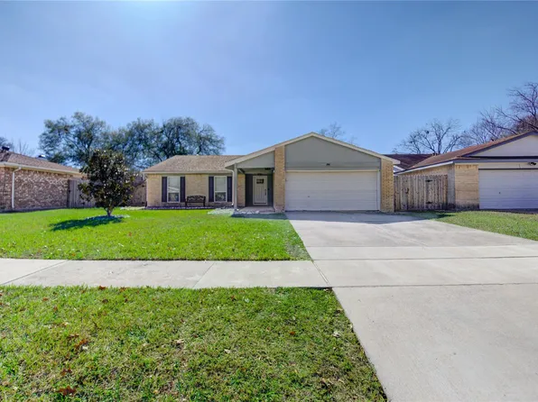 1231 Bramblebury Dr, Sugar Land, TX 77498