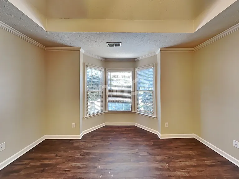4960 Hopeland Dr — Photo 6