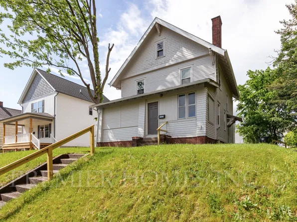 1111 11th St NW, Canton, OH 44703
